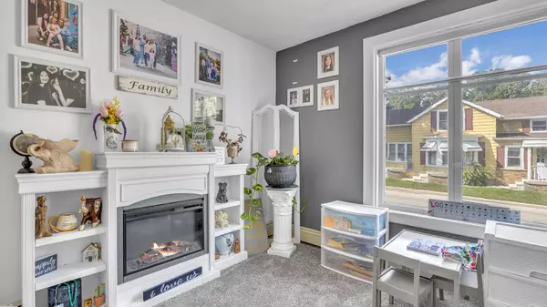 Sheboygan Falls, WI 53085,205 Broadway STREET