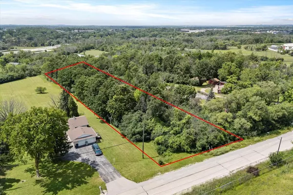 6729 N 115TH STREET, Milwaukee, WI 53224