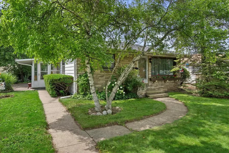2503 E Bolivar AVENUE, Saint Francis, WI 53235