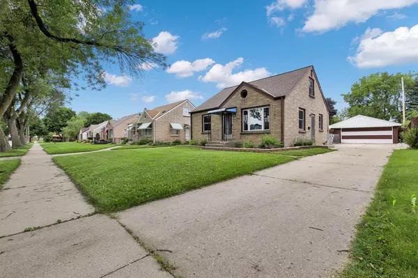 Milwaukee, WI 53207,344 W Allerton AVENUE