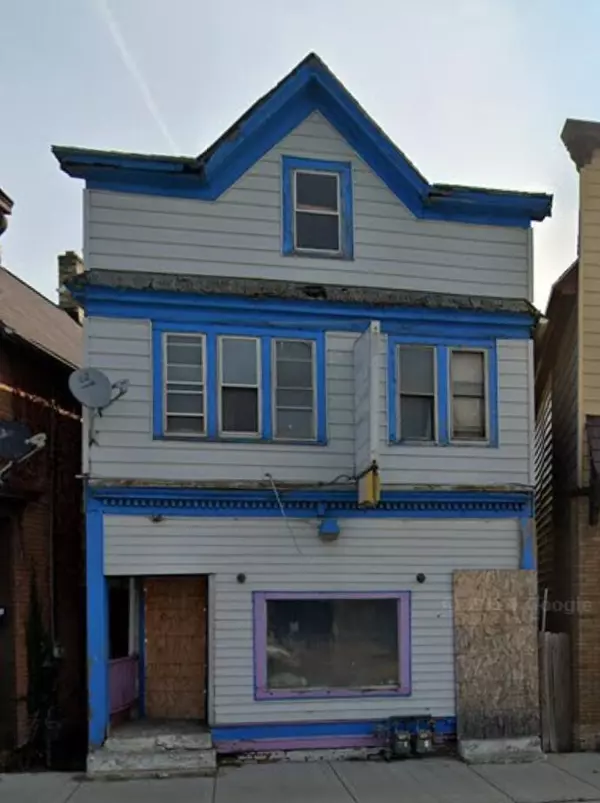 2824 N Teutonia AVENUE, Milwaukee, WI 53206