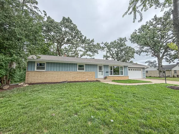 Fort Atkinson, WI 53538,317 White STREET