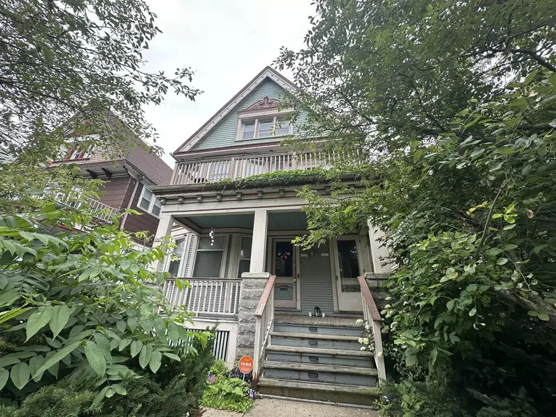 3225 W McKinley BOULEVARD #3227, 3227A, Milwaukee, WI 53208