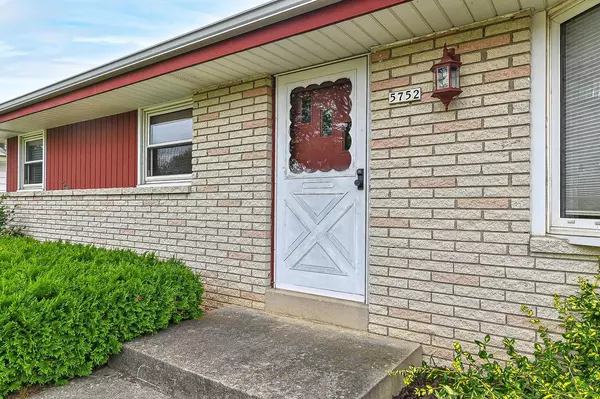 Cudahy, WI 53110,5752 S Indiana AVENUE