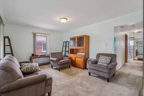 Milwaukee, WI 53216,4116 N 61st STREET