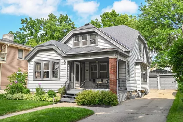 Wauwatosa, WI 53226,2016 N 84th STREET