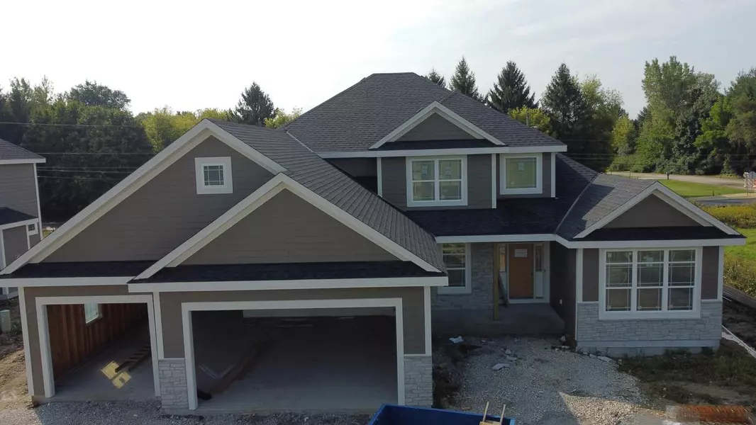 N48W21629 Martha LANE, Menomonee Falls, WI 53051