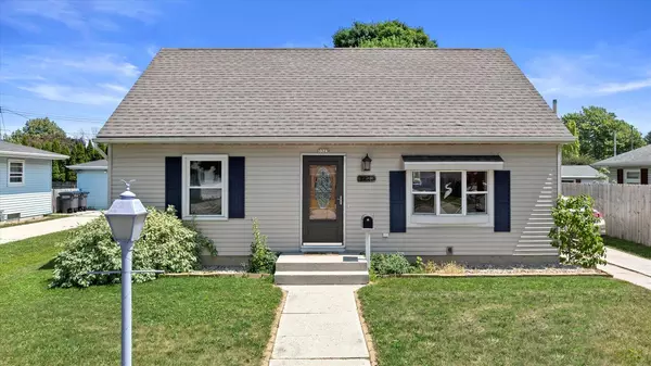 3323 S 11th STREET, Sheboygan, WI 53081