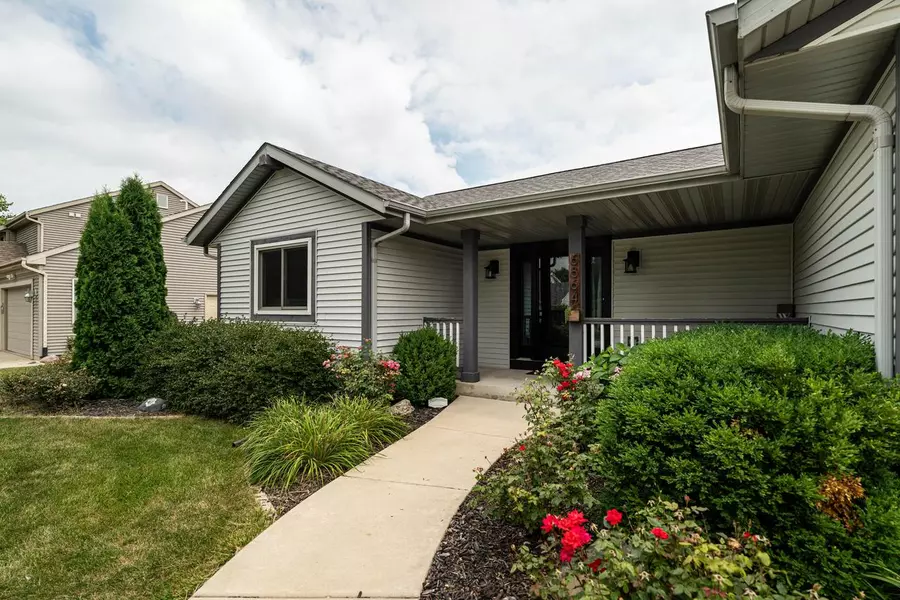 6864 S 34th STREET, Franklin, WI 53132