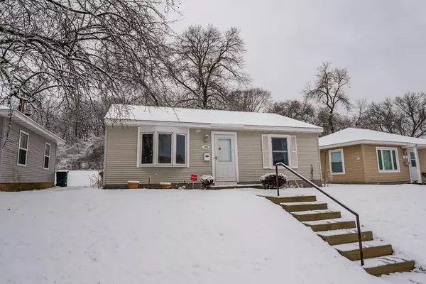 102 Craig Ave, Madison, WI 53705