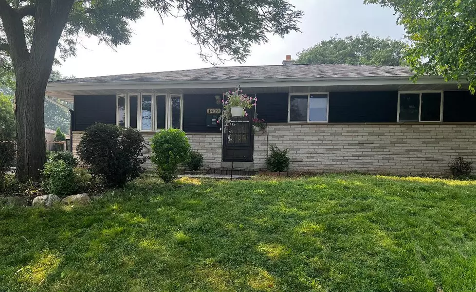 1409 W Wanda AVENUE, Milwaukee, WI 53221