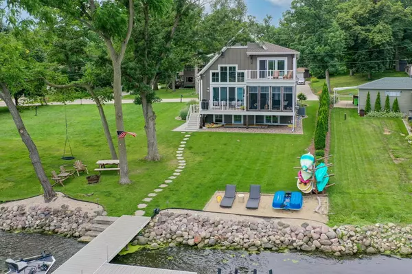 6507 Riverside ROAD, Waterford, WI 53185
