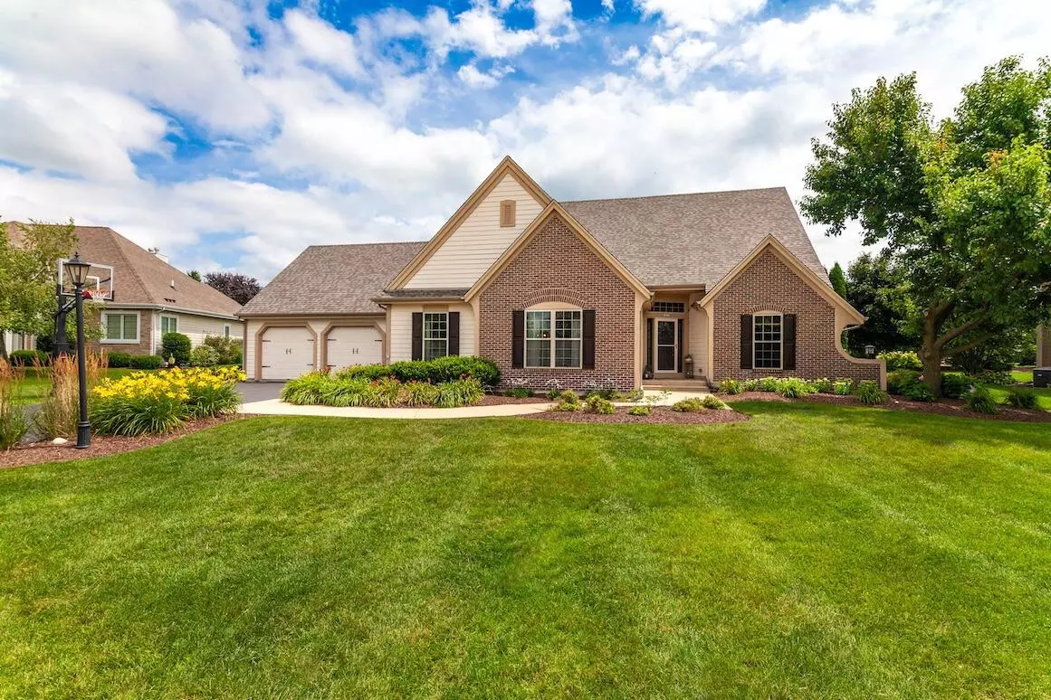 Oconomowoc, WI 53066,1851 Wellsprings COURT