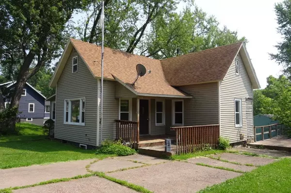 110 E 9th STREET, Neillsville, WI 54456