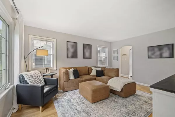 West Allis, WI 53219,2427 S 61st STREET