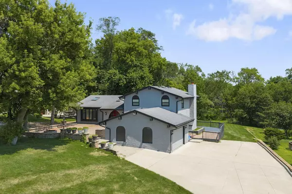 W210N11120 Mountbrooke DRIVE, Germantown, WI 53022