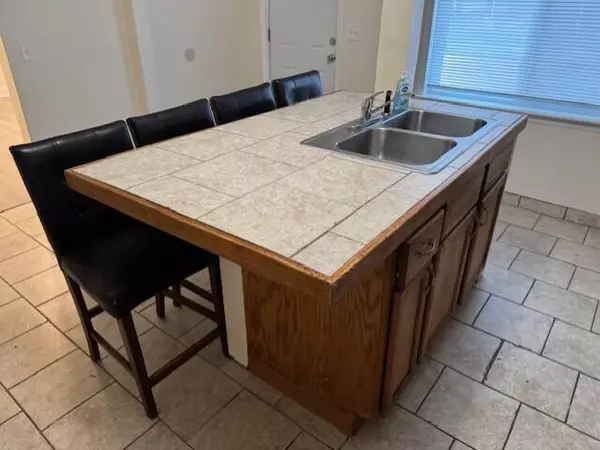 Kenosha, WI 53140,2003 53rd STREET