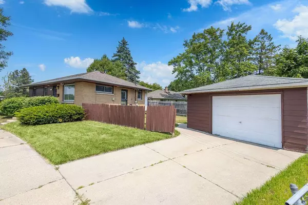 Milwaukee, WI 53218,4824 N Evans STREET