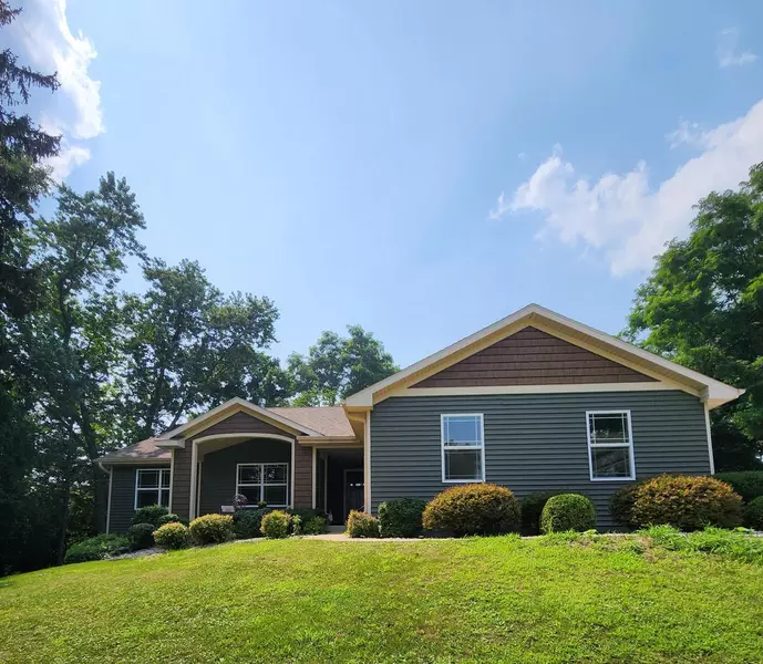 N3253 Opal ROAD, Lake Geneva, WI 53147