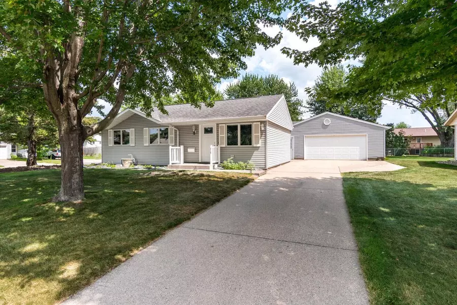 216 13th COURT, Onalaska, WI 54650