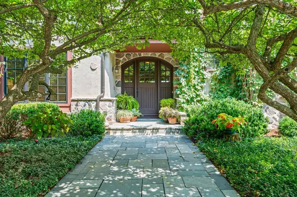 Delafield, WI 53018,W330N247 Kettle Moraine DRIVE