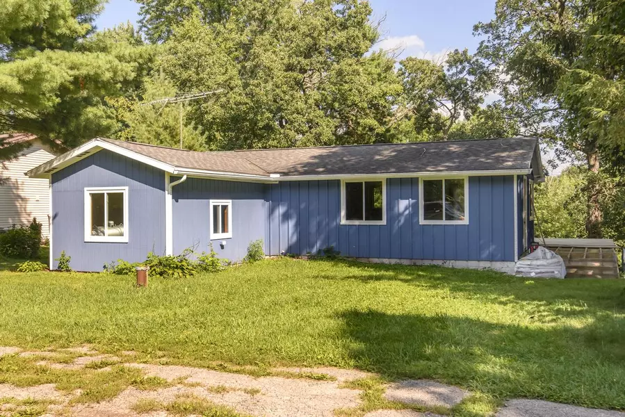 N2006 River Oaks ROAD, Reeseville, WI 53579