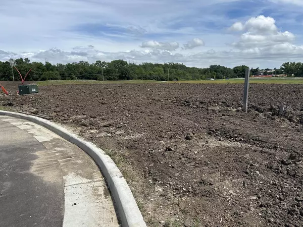 New Berlin, WI 53151,Lt10 NORBERT COURT