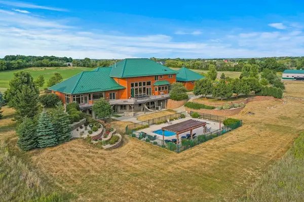 2269 Powder Hill ROAD, Hartford, WI 53027