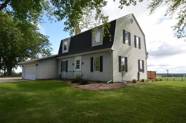 455 Howard ROAD, Whitewater, WI 53190