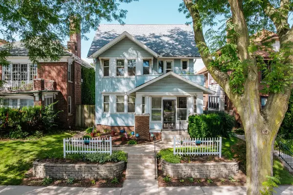 1117 S Layton BOULEVARD #1119, Milwaukee, WI 53215