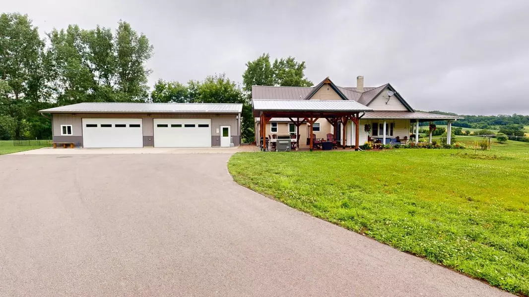 W25757 Bear Coulee ROAD, Trempealeau, WI 54661