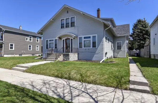 1527 Hayes AVENUE, Racine, WI 53405