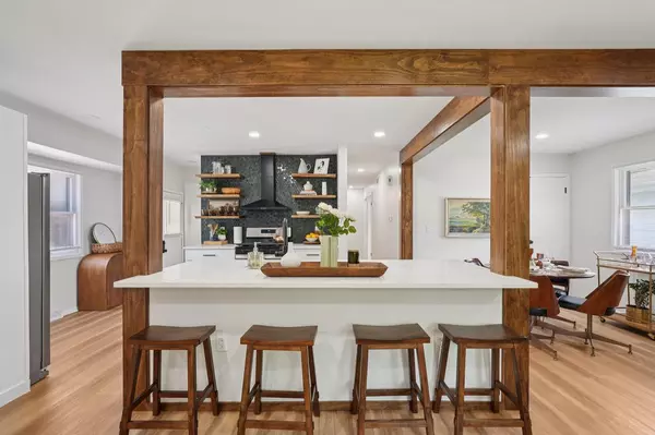 Milwaukee, WI 53225,6310 N 107th STREET