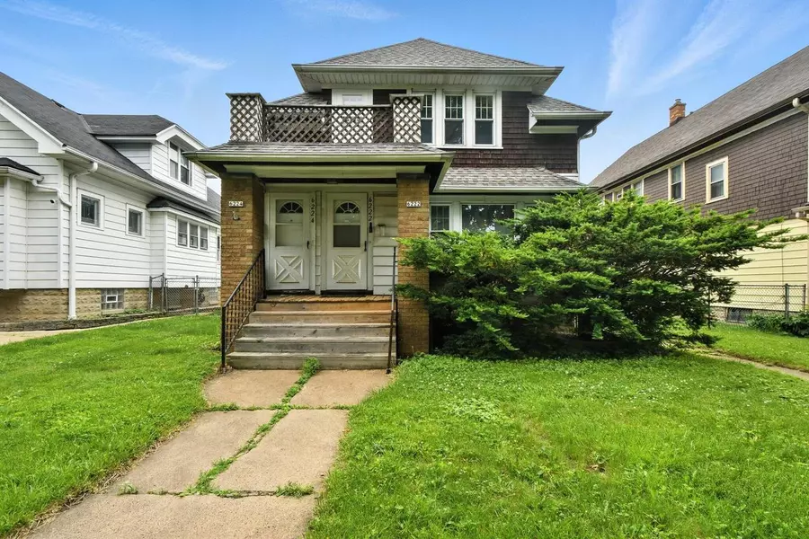 6222 W Locust STREET #6224, Milwaukee, WI 53210