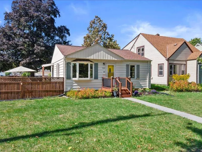 3121 N 87th STREET, Milwaukee, WI 53222