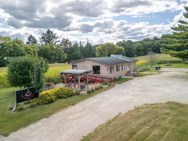 1003 N Monroe STREET, Waterloo, WI 53594