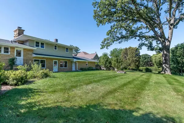 Deforest, WI 53532,4595 Oak Springs Cir