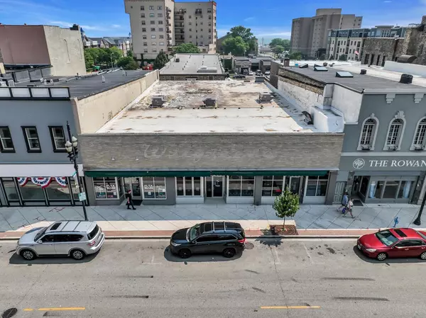 Kenosha, WI 53140,5711 6th AVENUE