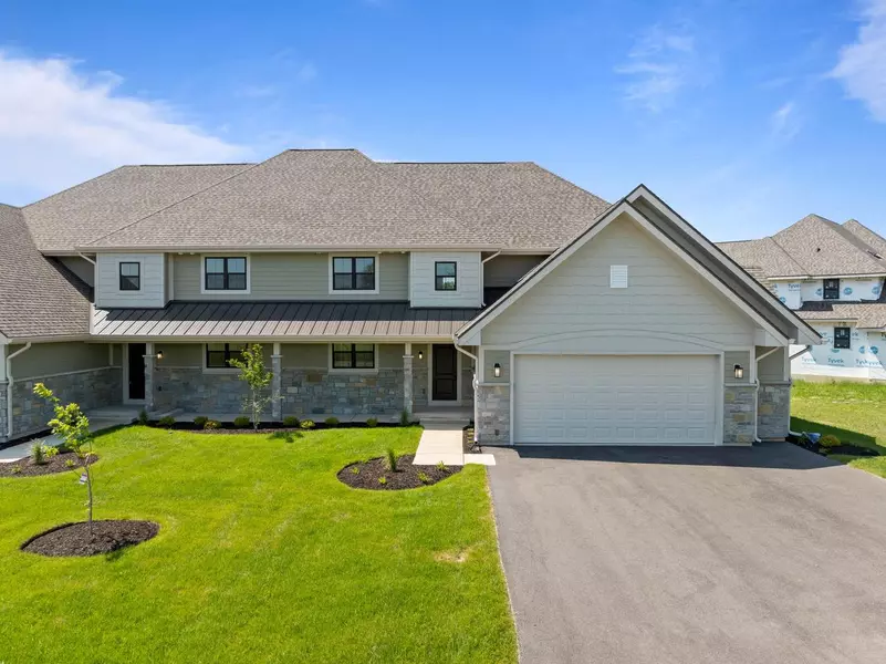 709 Greenview CIRCLE #55-18B, Lake Geneva, WI 53147