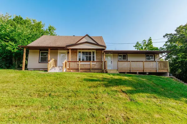 S76W19414 Prospect DRIVE, Muskego, WI 53150