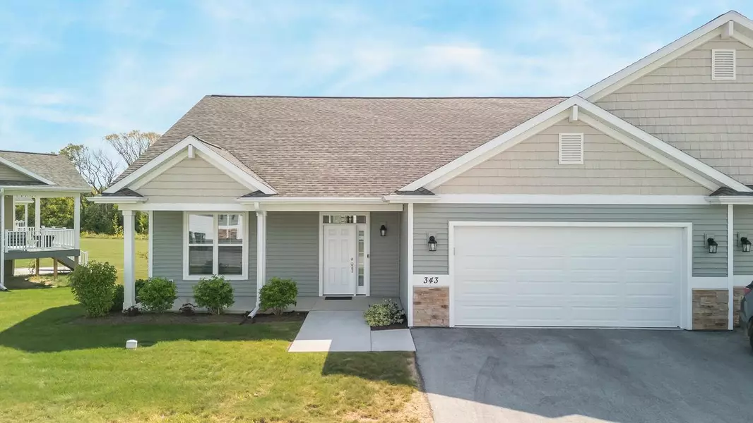 343 Greystone CIRCLE, Plymouth, WI 53073