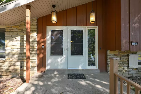 Brookfield, WI 53005,15800 Sky Cliff DRIVE