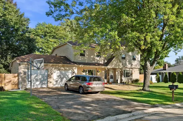 W156N10904 Catskill LANE, Germantown, WI 53022