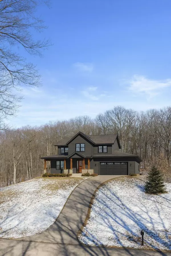 Waupaca, WI 54981,E2264 MEADOW VALLEY COURT