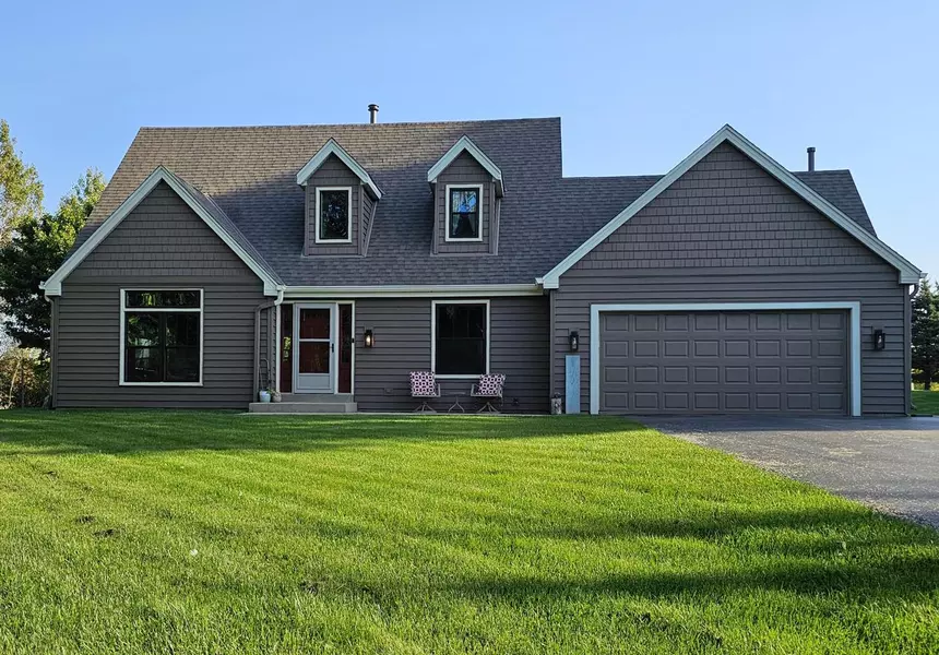 N70W25842 Coventry COURT, Lisbon, WI 53089