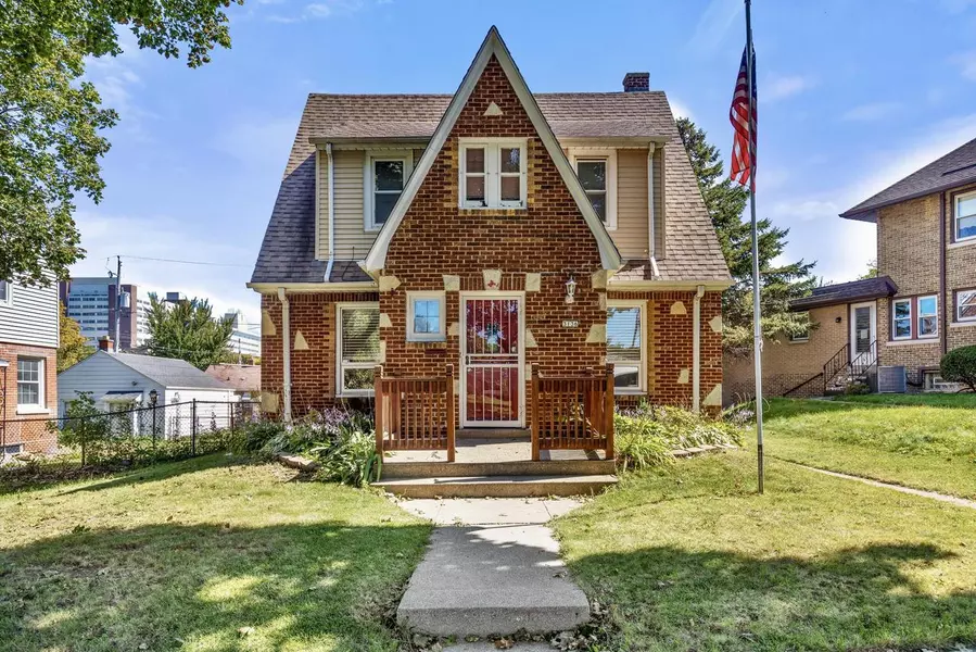 3136 S 33rd STREET, Milwaukee, WI 53215