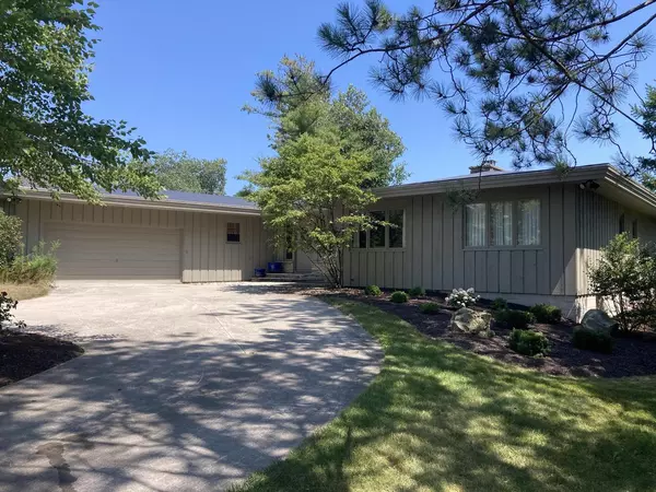 Cedar Grove, WI 53013,7064 Sauk Trail Beach ROAD