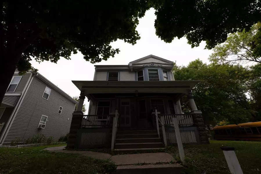 2204 N 41st STREET, Milwaukee, WI 53208