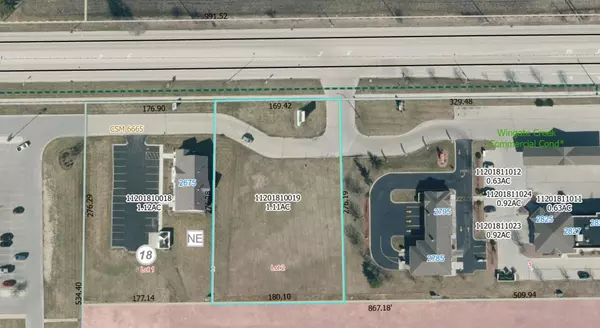 2705 E WASHINGTON STREET, West Bend, WI 53095