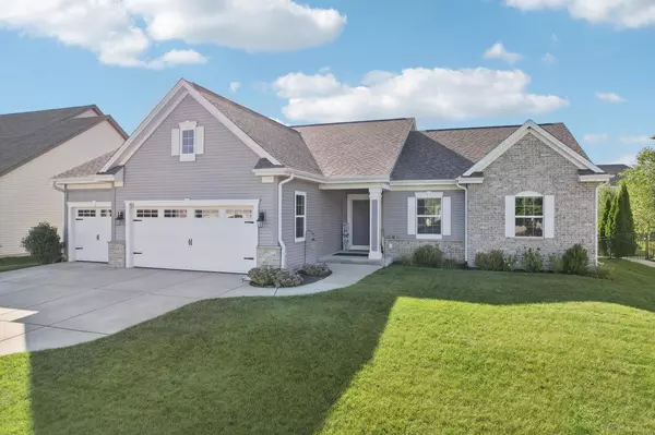 1410 Blazing Star DRIVE, Oconomowoc, WI 53066